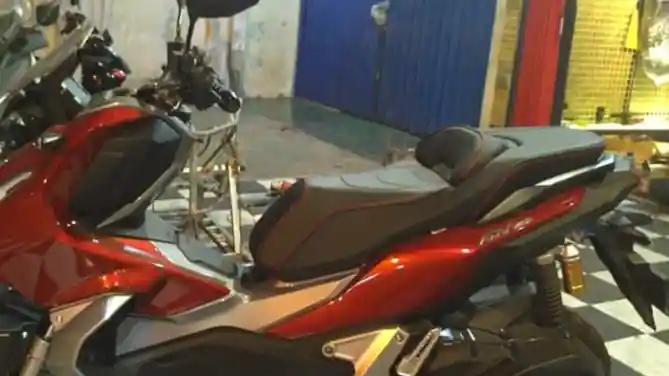 Jok Motor Honda ADV 150