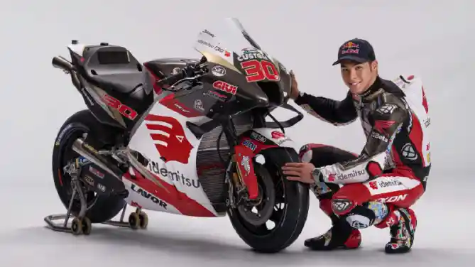 Alex Marquez dan Takaaki Nakagami LCR Honda 2022