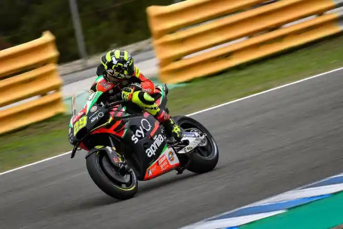 Andrea Iannone Aprilia Racing Gresini Team