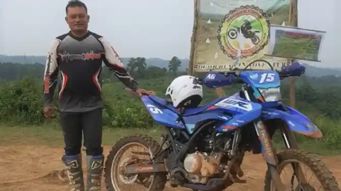 Andy Sufyan, Pengguna Yamaha WR 155R