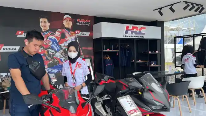 Apparel baru Honda di WSBK Mandalika 2023