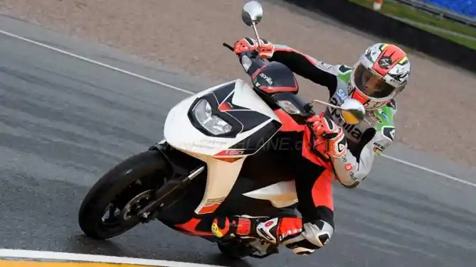 Aprilia SR 150