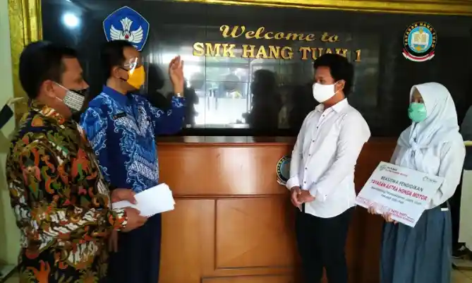 Beasiswa Yayasan AHM