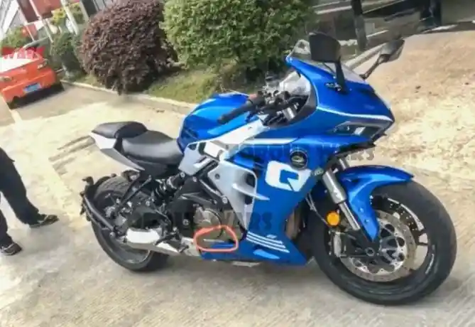 Benelli 600RR