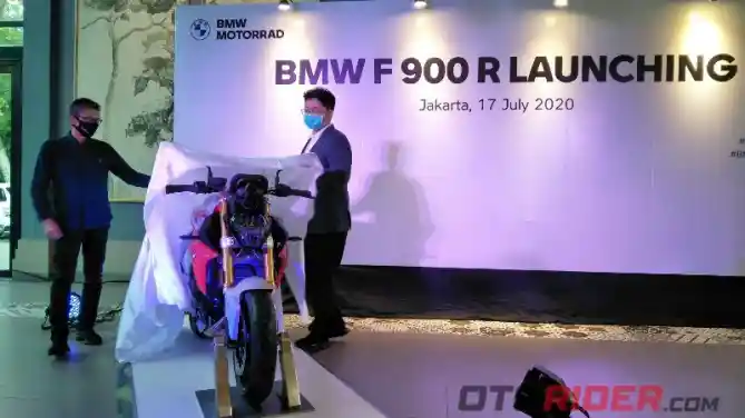 BMW F900R Launching