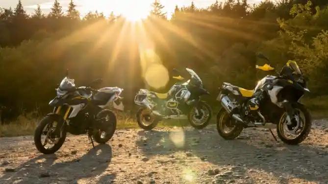 BMW G 310 GS, R 1250 GS, dan R 1250 GS Adventure edisi 40 tahun BMW GS