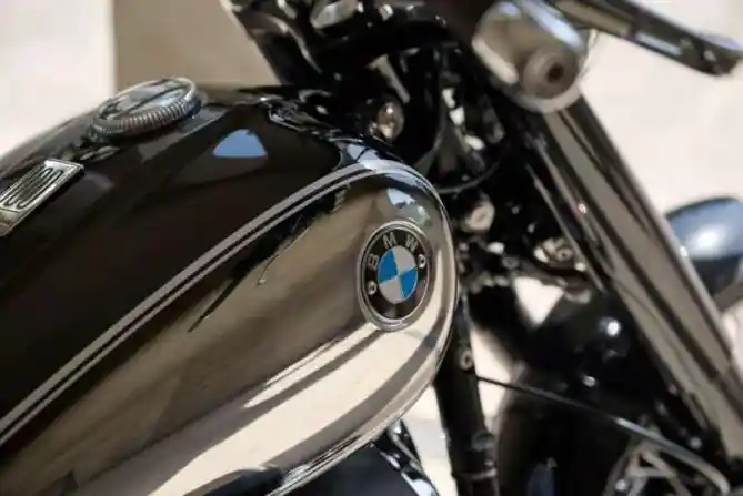 BMW Motorad Rilis Roadster R nineT 2023 dan R18 Cruiser Edisi Spesial