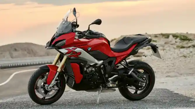 BMW S1000XR