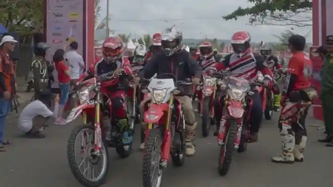 CRF150L