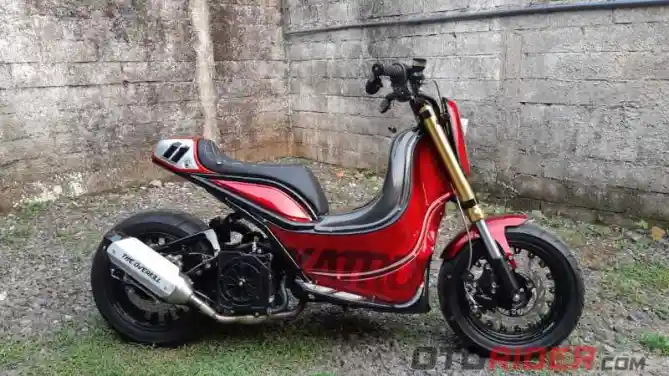 Custom Yamaha NMax Atenx Katros