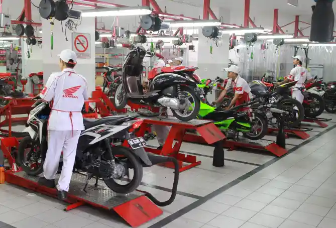 servis motor