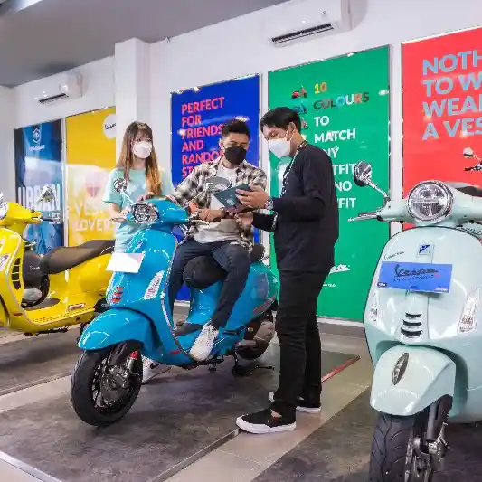 Dealer Premium Motoplex Piaggio Vespa di Semarang