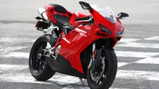 Ducati 848