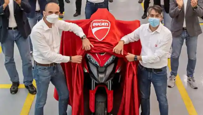 Ducati Multistrada V4