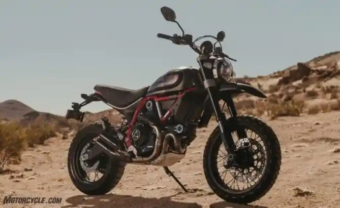 Ducati Scrambler Desert Sled Fasthouse Limited Edition