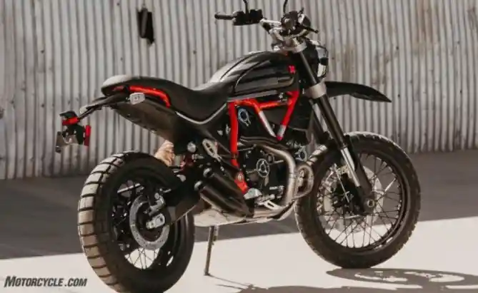 Ducati Scrambler Desert Sled Fasthouse Limited Edition