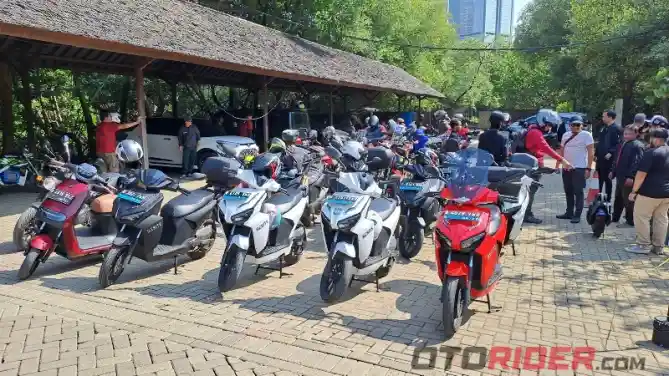 EIGER ajak Komunitas Motor Riding Sambil Menanam Pohon