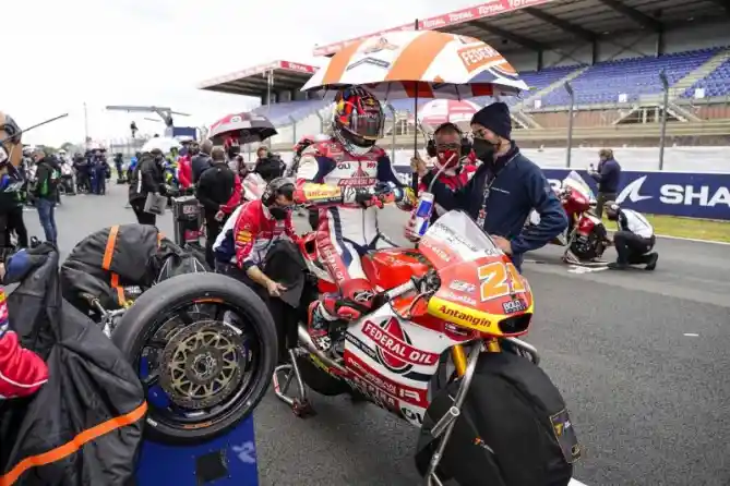 Federal Oil Gresini Moto2