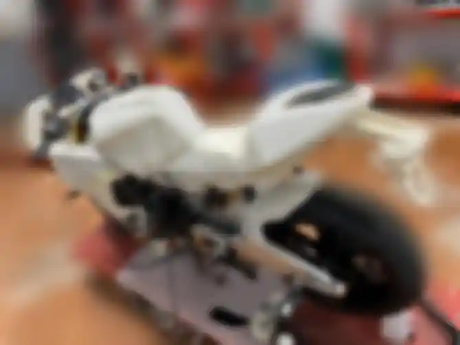 Gambar Blur Bimota KB4