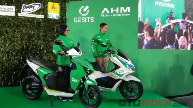 Grab Indonesia Gesits dan PCX Electric