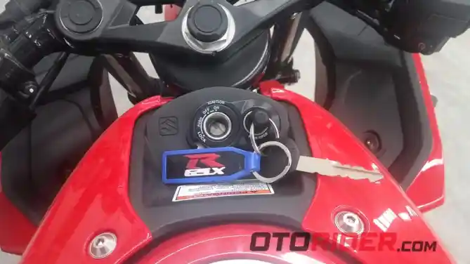 GSX-R150 Shuttered Key System