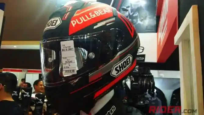 Helm Shoei