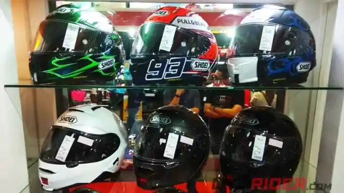 Helm Shoei