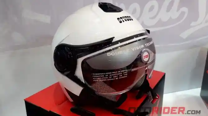 Helm SMK dan Studds di GIIAS 2023