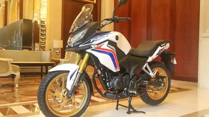 Honda CBF190X model 2020