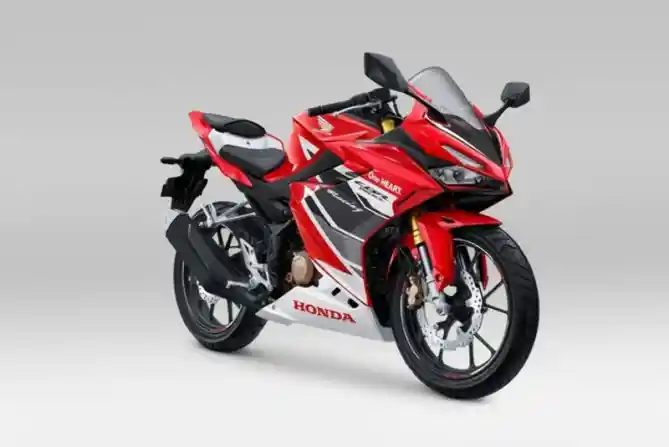 Honda CBR150R Punya Pilihan Warna dan Striping Anyar