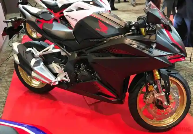 Honda CBR250RR Jepang