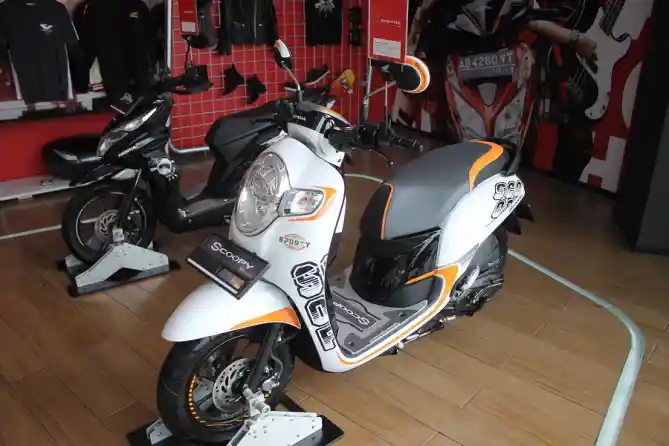 Honda Scoopy