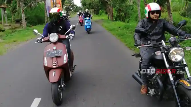 Iconic Ride Vespa