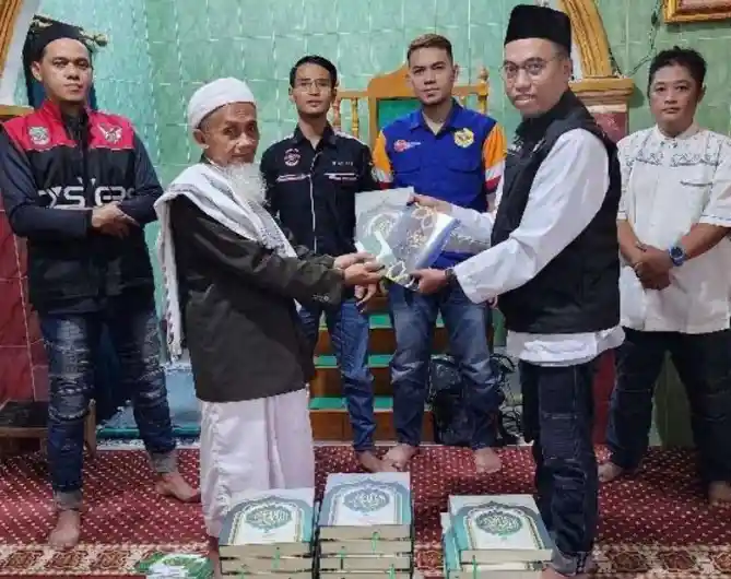 Ikatan Motor Honda Purwakarta Isi Kegiatan Ramadhan Dengan Bakti Sosial