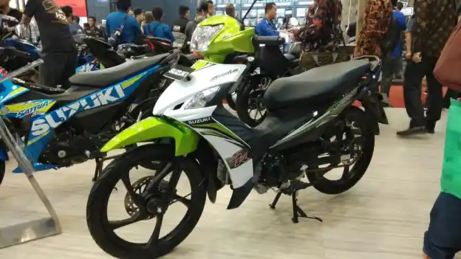 Suzuki Smash SR Fi