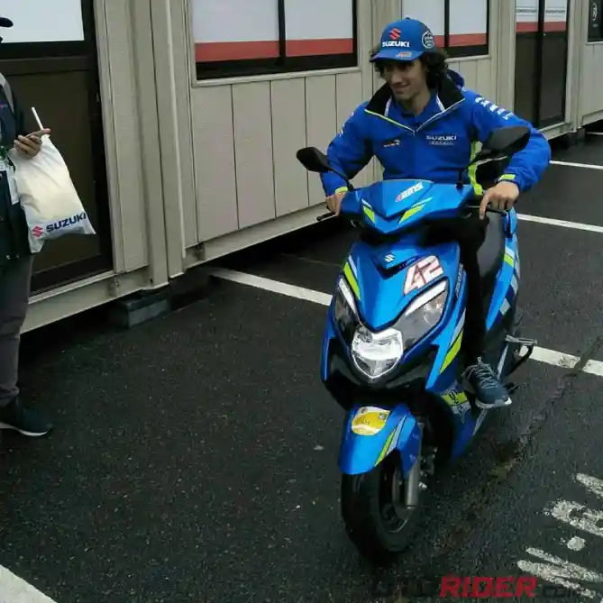 Alex Rins paddock bike suzuki swish MotoGP Motegi 2019