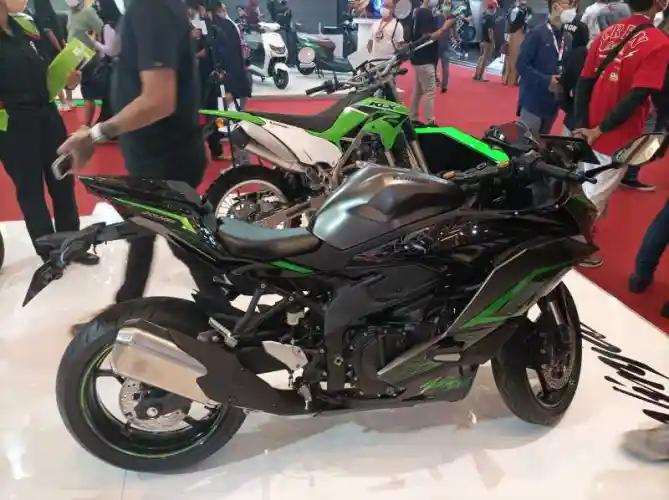 Kawasaki IMOS 2022