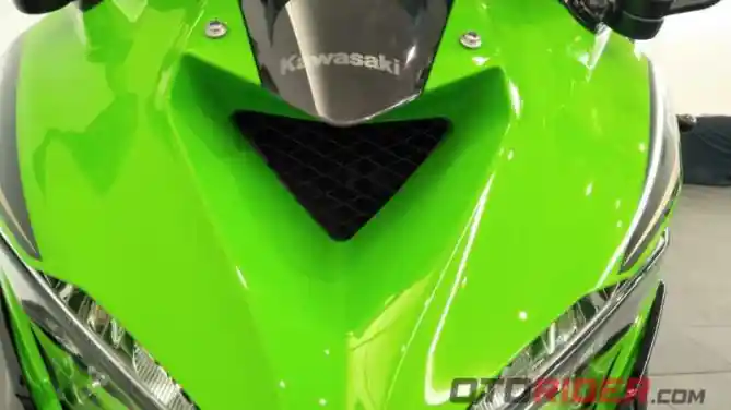 Kawasaki Ninja ZX-25R 2020