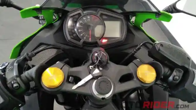 Kawasaki Ninja ZX-25R 2020