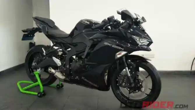 Kawasaki Ninja ZX-25R 2020