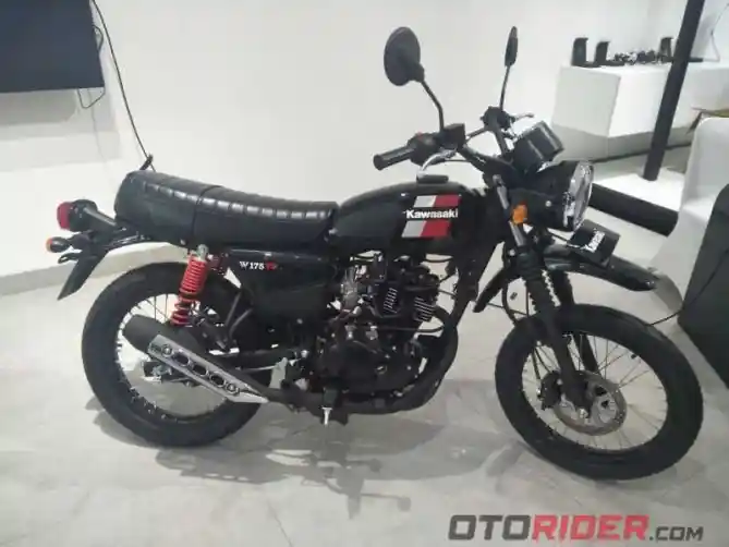 Kawasaki w175TR 2019