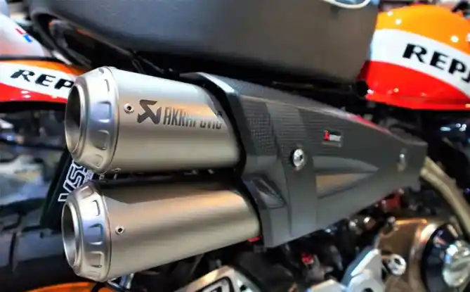 Knalpot Akrapovic Honda Monkey