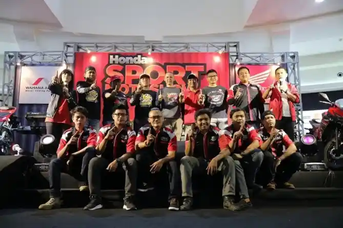 Komunitas Honda CBR Pamer Motor