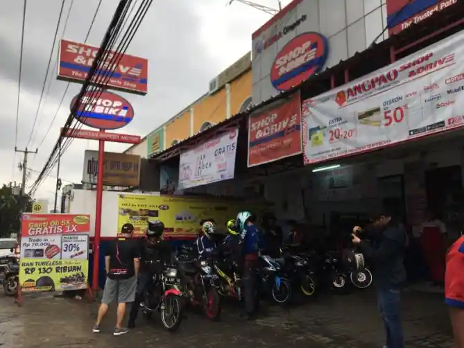 Komunitas Riding Bersama Shop&Bike