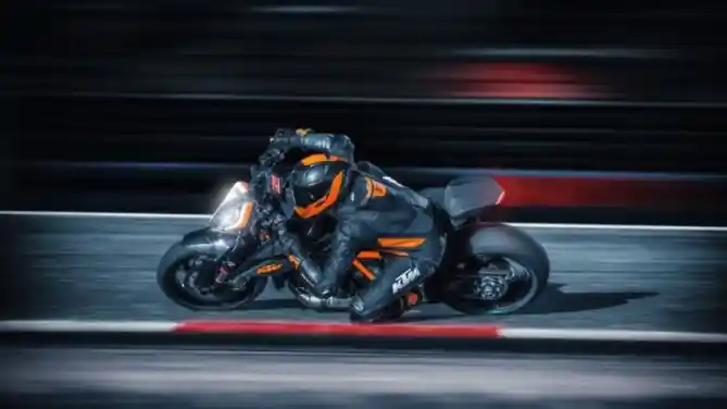 KTM 1290 Super Duke R