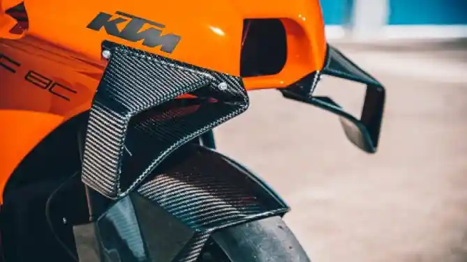 KTM RC 8C 2021