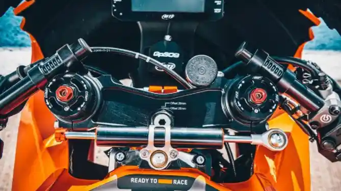 KTM RC 8C 2021