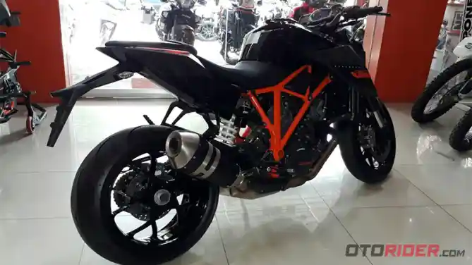 KTM Super Duke