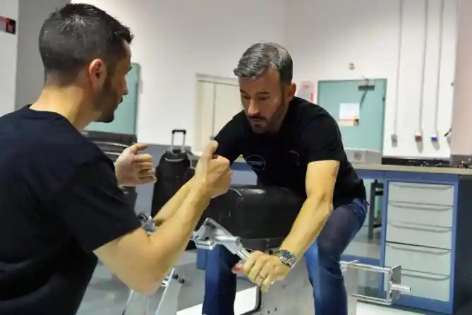 Max Biaggi dan Voxan Motors Wattmann electric motorcycle