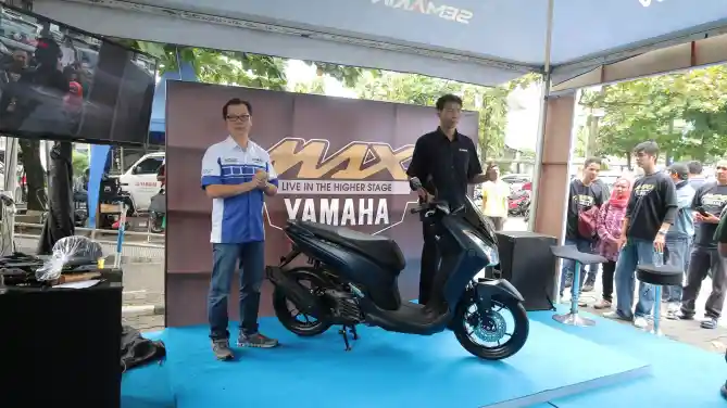 Maxi Yamaha